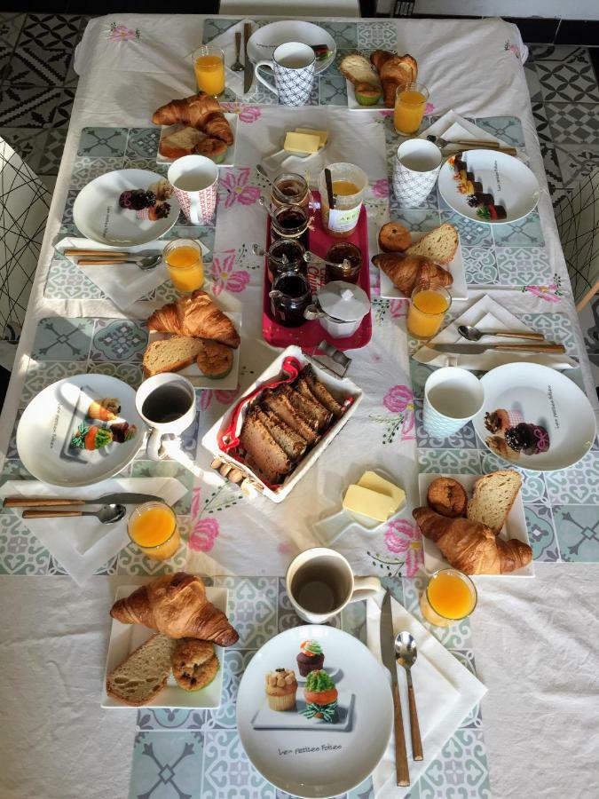 Bed and breakfast Aux Berges du Coubisou Extérieur photo