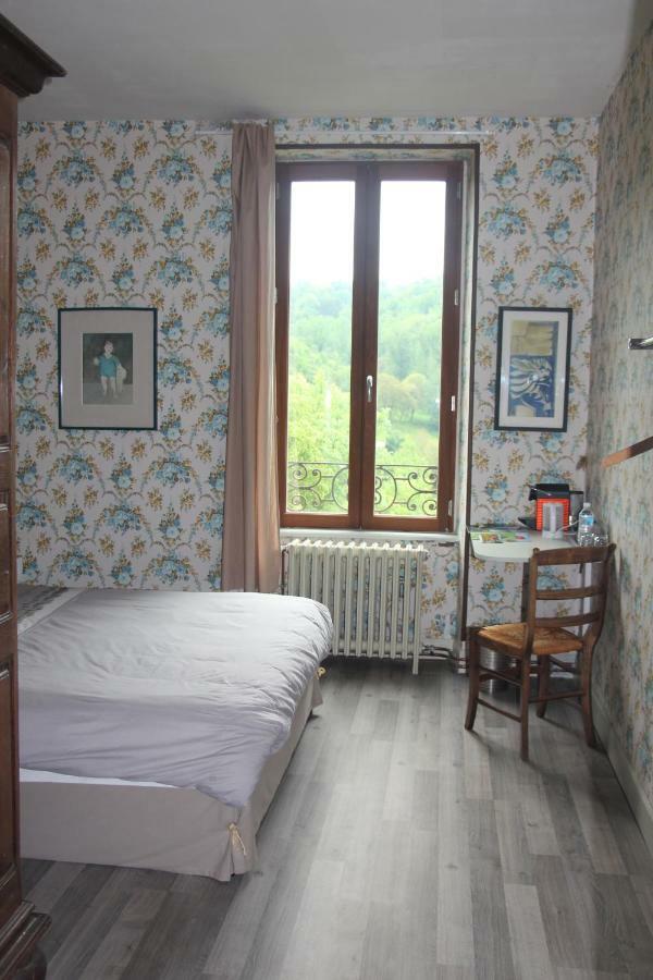 Bed and breakfast Aux Berges du Coubisou Extérieur photo